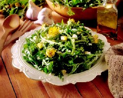 Salade de pissenlits au lard